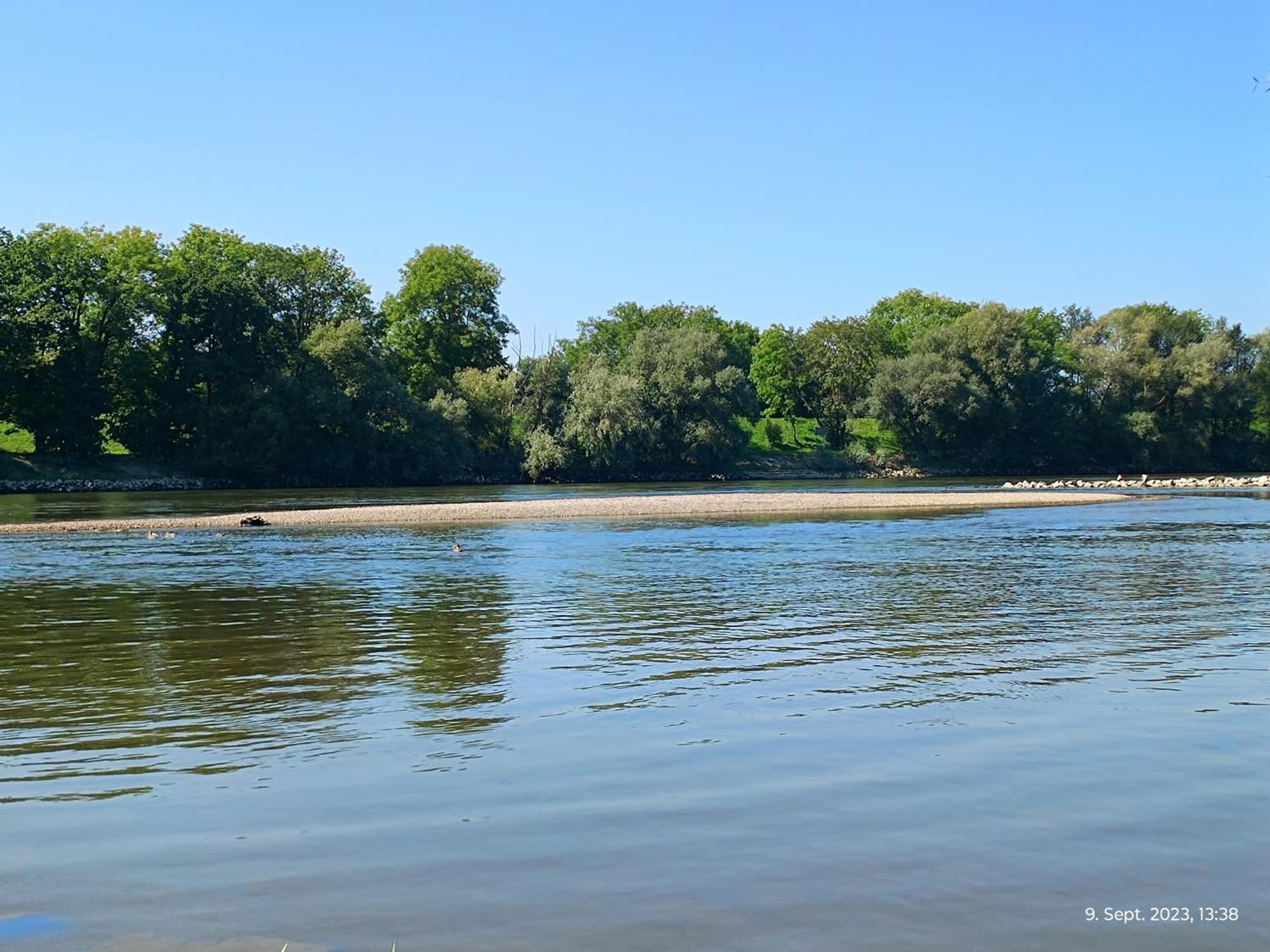 G.A.D.D Ferienwohnung/Glueck An Der Donau Straubing Bagian luar foto